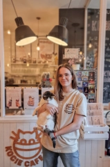 koszulka_cat_mom_dla_kociary_prezent_dla_wielbicielki_kotow_kotiowo.webp