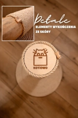 solidny drapak z liną sizalową stojący drewniany kotiowo.webp